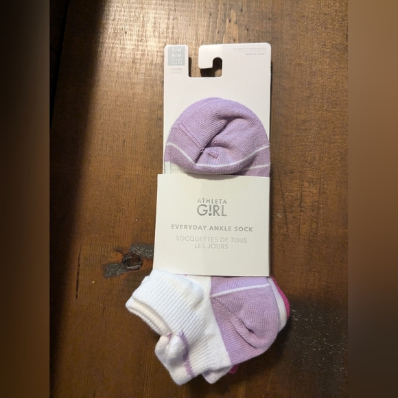 NEW Athleta Girl socks - Picture 1 of 5